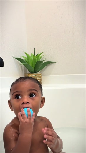 Got me soaking wet😂😂 | soaking tub