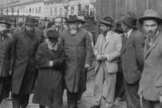 RARE FOOTAGE OF THE CHOFETZ CHAIM - Rabbi Pini Dunner