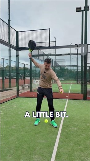 The BIGGEST mistake with the serve 🎾So many players make contact way too low #padel #padeltips