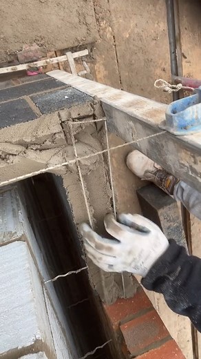 24K views · 111 reactions | How To Lay Bricks tricks For Beginners Using a line隣 | Bricklayer | Facebook