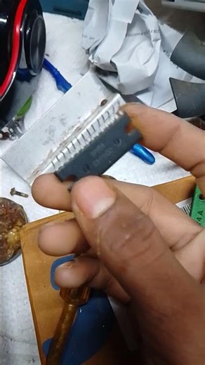 4440 IC repairing #electricianlife #automobile #amplifierrepair #funnyexpression #electronicsrepair
