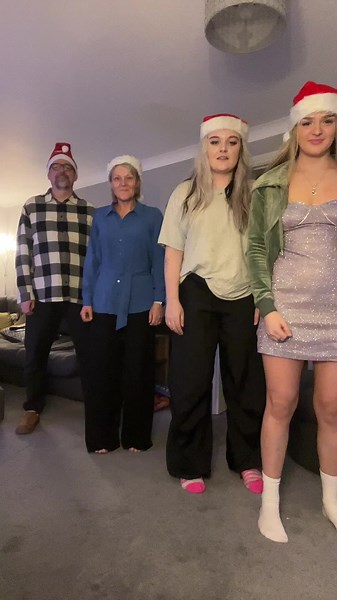 Molly Bennett (@mollybennettt)’s videos with run it by chris brown remix - ɴʀʟꜱʙᴇꜱᴛ