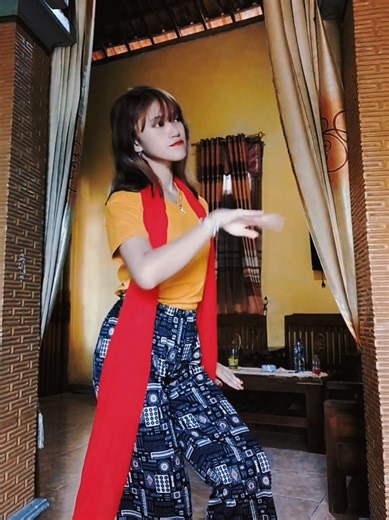 Taridayak: Unleashing Bunsurusa Dance in Jawa