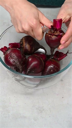 How to Roast Beets 🌱 | Simple & Flavorful