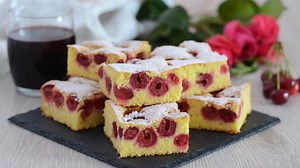 KOLAČ OD JOGURTA S VIŠNJAMA: Odmah napravite duplu smjesu, jer će nestati u trenu! - Dnevno.hr