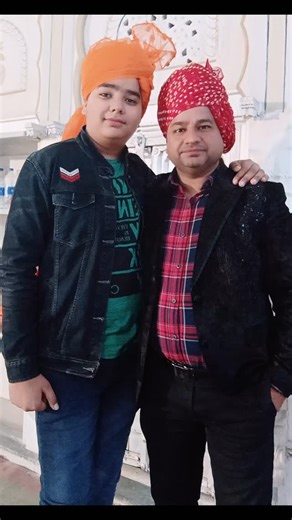 Anoop Sharma on Instagram