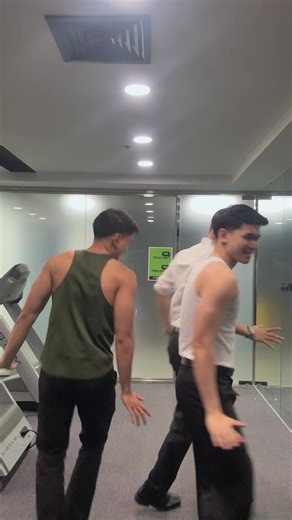 AirAsia Cabin Crew Dance Trends