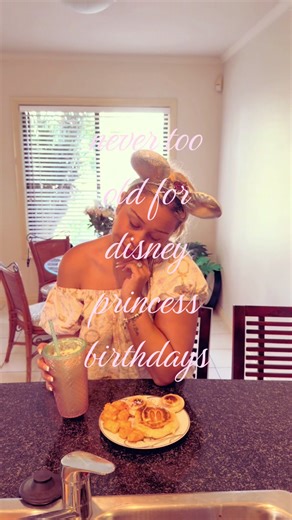 Celebrating a Disney Princess Birthday Vlog