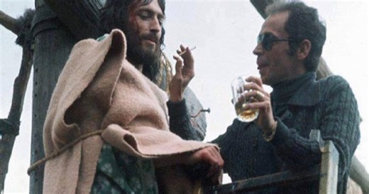 Ιησούς από τη Ναζαρέτ: Πίσω από τις κάμερες του μεγαλύτερου θρησκευτικού έπους | Parallaxi Magazine