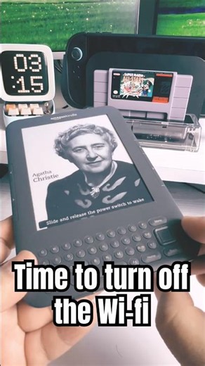 Time to turn off the Wi-Fi on my Kindle keyboard #kindle #ereader #kindlekeyboard #shorts ￼