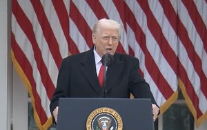 'Are They Violent? Will They Attack?': Trump Accidentally Tells The Truth, Admits That He's Scared Of Turkeys During Turkey Pardoning Event