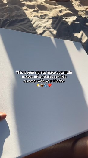 cute sand hand canvas 🫶🏾💌 #momsoftiktok #picnic #picnicdate #florida #beach #painting #canvasart #ideas #cute #handprint #Love #footprint #art #floridalife | QueenZee Searight