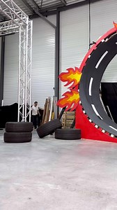 30K views · 275 reactions | Première mondiale ??? World first 磊??? #looping #sonic #running #loop | Charles ET Mélanie | Facebook