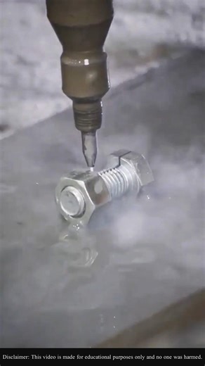 পানি দিয়ে লোহা কাটা হয় যেভাবে | Water cut the stone