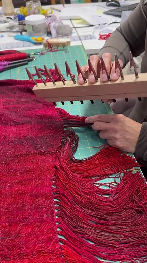 Have you ever seen a ten prong fringe twister? Ever wanted to know how to use one? In this video I show you my technique. I count my twists so that my fringes are consistant. Doing things the same way every simgle time helps you to be more efficient and make fewer mistakes! #weaving #fringetwisting #howto #babywrap #handwoven #howtofringetwist #subliminalmessage #robbinsnestweaving