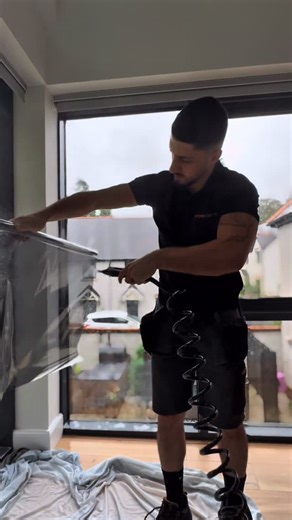 Privacy Window Tint Installation. It doesn’t get more natural then Neutral films 🤩 #windowtint #windowfilm #privacy | Hydro Window Films UK