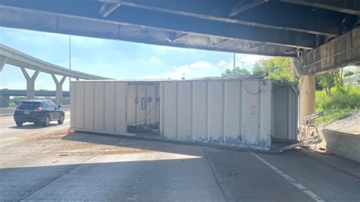I-10 crash cleared more than 6 hours after big rig hit infamous Houston Avenue bridge