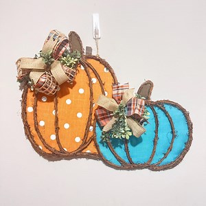 Rustic Fall Pumpkin Wreath: Teal & Orange, Burlap Bow, Farmhouse Decor - Etsy Canada