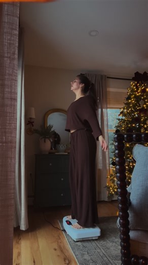 Here’s the truth about why I’m using a vibration plate lately 👇 For me It’s not about intensity, burning calories, or getting rid of cellulite It’s about starting and ending my day in a regulated state. I’ve been using it for 10 minutes in the morning and sometimes 10 minutes at night, in silence, as part of my routine. Just a few minutes of time to myself layering in another habit that can benefit me in multiple ways. Morning routines are so key—and this has been a really great way for me to e