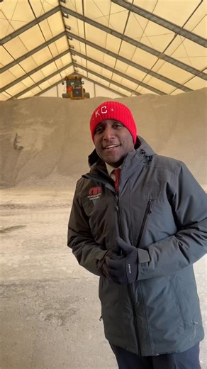 Kansas City is ready for this weekend’s winter storm. Stay inside if you can while the snow is falling, and give our crews some grace as they work around the clock to keep Kansas City moving. | Mayor Quinton Lucas