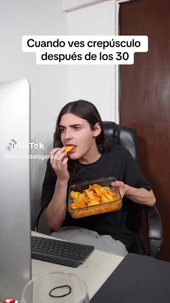 Team Charlie Swan: A Hilarious Twilight Reaction Video