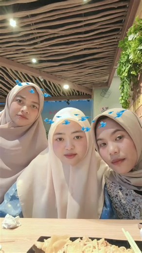 Cilly (@anaknyaomrajab_)’s videos with suara asli - Cilly