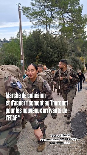 92K views · 1.2K reactions | #RetourEnImages pour bien terminer la semaine  Les nouveaux de l'ECAF (Escadrille de Commandement et d'Appui à la Formation) ont conjugué entraînement, cohésion et découverte du patrimoine lors d'une marche enrichissante dans leur ville marraine, Le Thoronet ! Bon week-end à tous !  | Base école général Lejay | Facebook