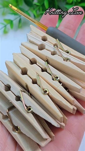 "GENIUS! 💡 How to Crochet with a Clothespin in 5 Minutes!"#crochet #fblifestyle | Crochet knitting love