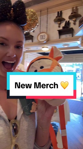 MORE Winnie the Pooh at the parks! 😍💛 #disney #disneyparks #disneyland #newmerch #winniethepooh #clarabelle #shopping #foryou #disneyfyp