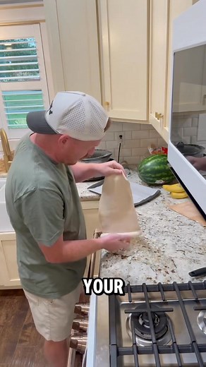 295K views · 7K reactions | I’m still cleaning up glass! 勞 #tips #wow | That 40 Year Guy | Facebook