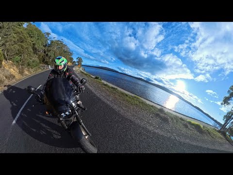 Exploring the back roads of Tasmania (Motorcycle)
