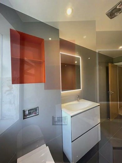 Full Bathroom Glass Cladding for Modern Homes | CreoGlass®