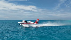 Have you ever seen a seaplane take off? It is so cool to see these amphiabian planes at work! There are more than 50 in the Maldives the majority belong to TMA, the airline in the video Trans Maldivian Airways is the actually the largest operator of seaplanes in the world 🌏✈️⚓️How crazy is that?! | Once in a Lifetime Journey