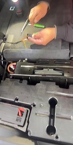 1.5K views · 22 reactions | Just repairing a connector. Easy fix #mechanic #automotive #carsoftiktoks #technician #autotech #diagnostic #dealer #electrical #audi #auto | How To Repair | Facebook