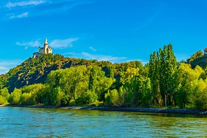 Walking the Rhine Valley: castles and vineyards in 8 days