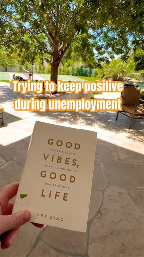 Keeping my head up while unemployed #goodvibes #motivation #unemployment