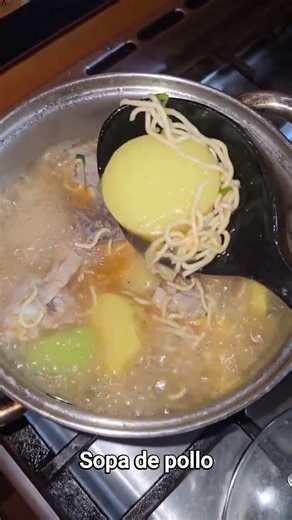 sopa de gallina muy sencilla pero deliciosa #contenido #cocina #canaldecocina #sopadegallina