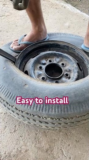 How to put a tire on the rim without machine.Tire installation struggles. #skills #video #shorts