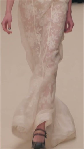 McQueen Autumn Winter 2026 – Yura in look 36.