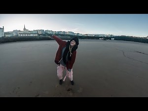 LUCY IN TENBY - EP84 - THOMAS & MUSE NEWS