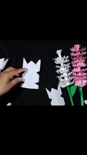 23 reactions · 8 comments | 3D Paper Snowflake Designs: A Creative Touch for Christmas Decoration ❄️☃️ #creative #papercrafts #decor #ideas #tips | TN Crafts | Facebook