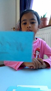 Mayumi is reading words using Special Friends, Fred Talk, Read the word. Great Job Mayumi - we love your wink action too! | Ruth Miskin Training