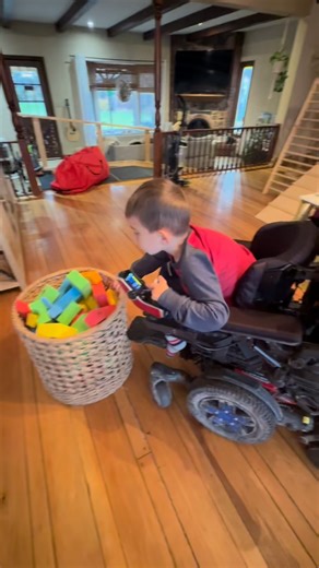 Beau’s Stretto makes every task easier—even moving a bin out of the way! 💪✨ Independence and ease, every step of the way. #QuantumRehabCanada #StrettoLife #MobilityMadeEasy #IndependenceMatters #EverydayWins #AccessibleLiving #GiftOfIndependence | Quantum Rehab Canada