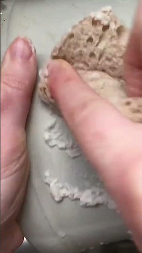 How to clean enameled cast iron & restore its shine #howto #enameledcastiron