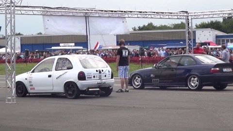 Opel Corsa B Beats BMW M3 E36 – ¼ Mile Drag Race | Viertelmeile Acceleration & Sound Surprise