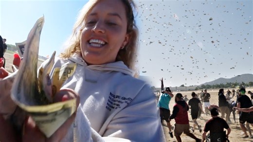 Dropping $10,000 in You Catch It, You Keep It Game