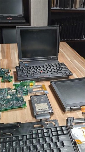 Butterfly Keyboard #ThinkPad Repair Preview #retro #laptop
