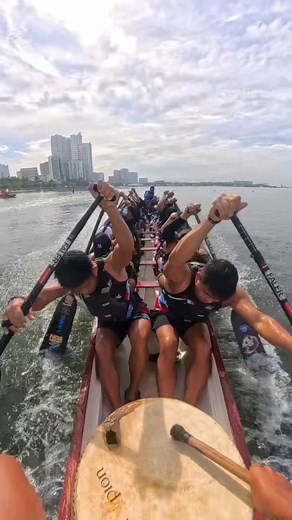 Treating every heat like it’s our last. Even in a race where both teams automatically advanced to the semis, we still gave everything we had against a very respectable and dominant team. It was a good heat for both teams, and we fully respect the strength and skill they brought. 💙🙌 #PhilippineBluePhoenix #AlwaysMovingForward #StrongerTogether #RisingWithPurpose #DragonboatPH | Philippine Blue Phoenix Dragonboat Club