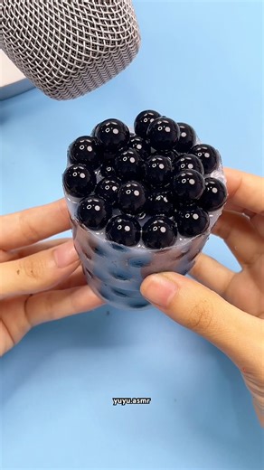 Cup pinch #asmr #sleep #relax #satisfying #relaxing #decompression