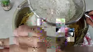 Resep Nastar 1 Kg Tepung: 500 g margarin 250 g butter (kalau mau full margarin 750 g) 200 g gula halus (kalai selai udah terlalu manis,cukup 150 g aja) 6 kuning telur 30 g susu bubuk 150 g maizena 1 kg tepung terigu 750 g selai nanas,bulatkan dgn sendok takar 1,25 ml olesan: 2 kuning telur 1 sdm minyak 2 tetes pewarna kuning tua untuk 1 resep ini,kuning telur yg dibutuhkan 6-7 buah.jd tinggal kalikan sesuai kebutuhan. #nastar #nastarlumer #resepnastar #nastarlembutlumer #linafoody | Lina Foody